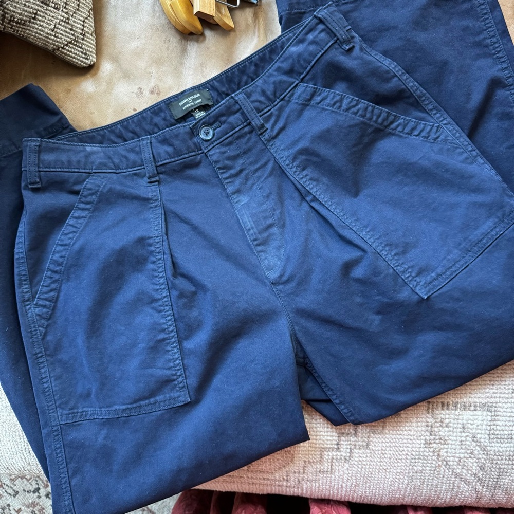 Banana Republic Authentic Chino Barrel Pant in NAVY Size 12 - Picture 6 of 8